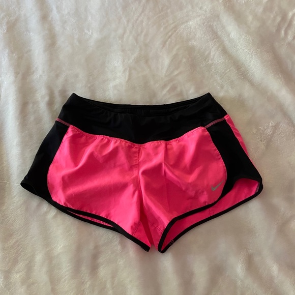 Nike Dri-Fit Shorts - Picture 2 of 6